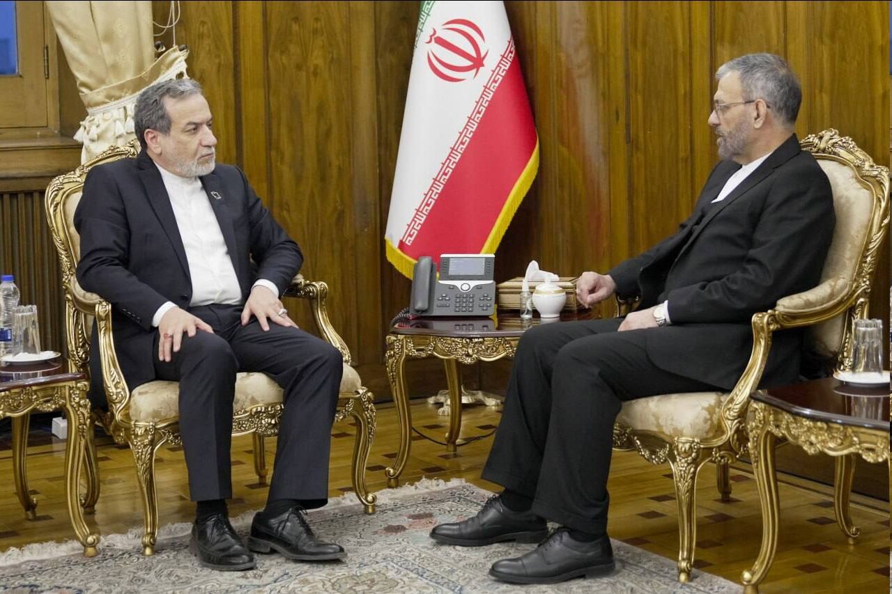 FM: Iran deems developing ties with Tajikistan as important