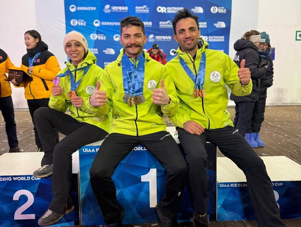 Iran’s ice climbers runner-up in UIAA World Cup