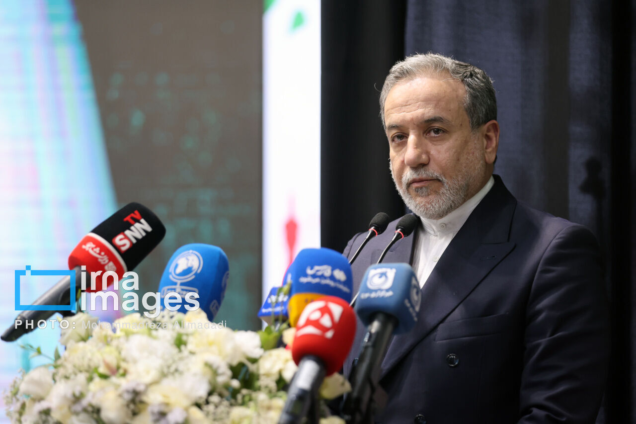 Path to agreement goes through negotiating table, not through media: Araqchi