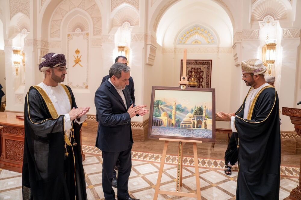  Iran and Oman unveil memorial stamp
