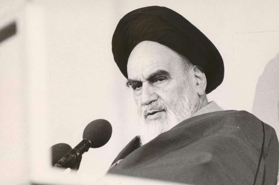 Imam Khomeini was a pioneer in human awakening: Parliament speaker